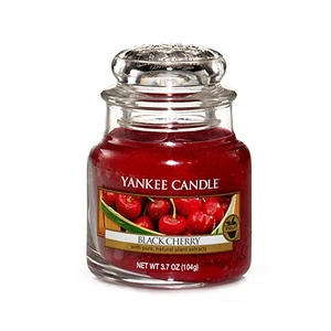 Yankee Candle Vonná sviečka Classic malá Black Cherry 104 g