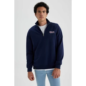 DEFACTO Comfort Fit Stand Up Sweatshirt