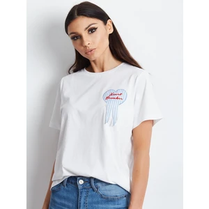 White women´s t-shirt with a patch