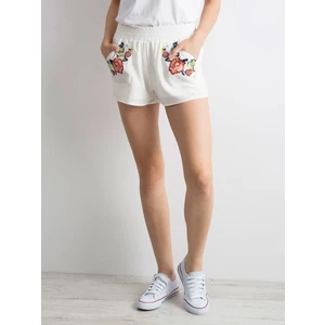 Ecru shorts with embroidery