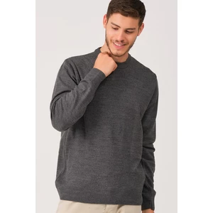 V0230 DEWBERRY MEN'S SWEATER-SMOKED