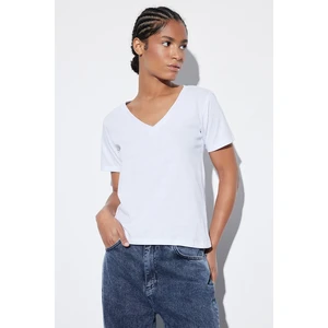 Trendyol T-Shirt - White - Regular fit