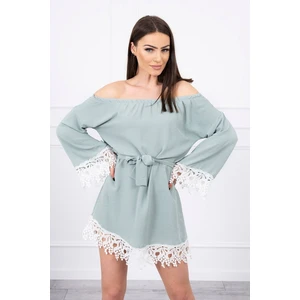 Dress with lace tied at the waist mint