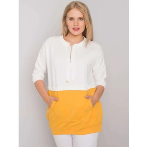 Women's ekru-yellow tunic of a larger size