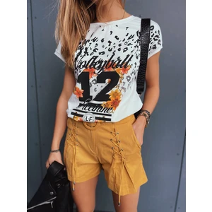 Women's summer shorts with mustard belt