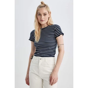 DEFACTO Fitted Crew Neck Striped Short Sleeve T-Shirt