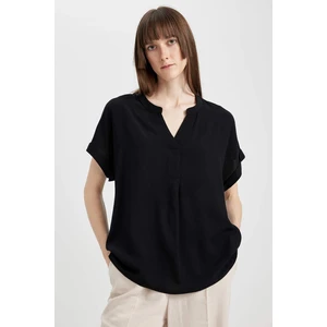 DEFACTO Crew Neck Regular Fit Short Sleeve Blouse