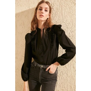 Camicia da donna  Trendyol Frill detailed