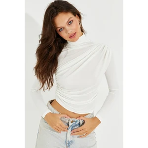 Cool & Sexy Women's White Draped Blouse