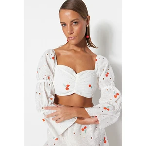 Trendyol White Fruit Patterned Crop Blouse with Woven Embroidery