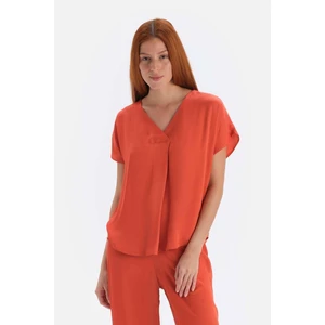 Dagi Tile Satin Finish Pleated Blouse