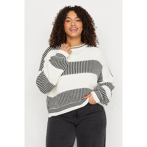 Trendyol Curve Ecru Striped Textured Crew Neck Knitwear Sweater