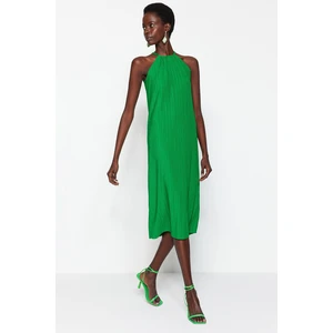 Trendyol Green Shift/Straight Zero Sleeve Midi Pleated Knitted Dress