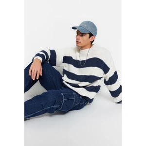 Trendyol Indigo Men's Oversize Fit Wide Fit Crew Neck Striped Knitwear Sweater.