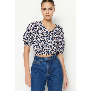 Trendyol Navy Blue Crop Woven Floral Blouse