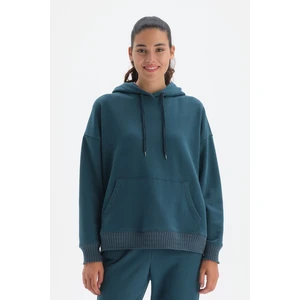 Dagi Petrol Hooded Sweatshirt with Front Pockets and Detail.