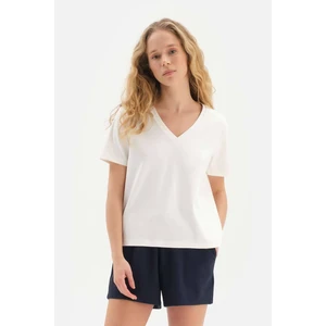 Dagi White V-Neck Tshirt