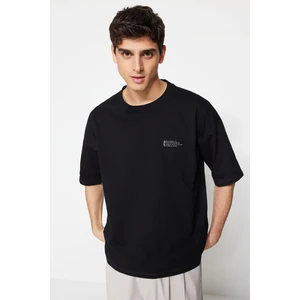 Trendyol Black Men's Oversized 100% Cotton Crew Neck Minimalist T-Shirt with Text Print.