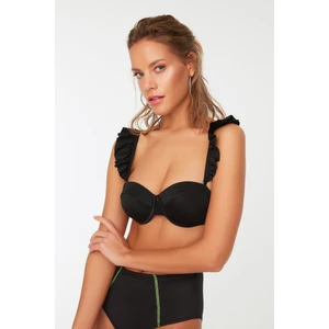 Bikiny vrchný diel Trendyol Frill detailed