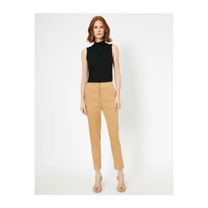 Koton Women's Brown Pocket Detailed Trousers