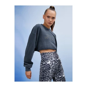 Koton Ebru Shawl Loves Sports - Oversized Crop Sportsman Sweatshirt.