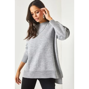 Olalook Women's Gray Crewneck With Side Slits Oversized Thick Knitwear Sweater