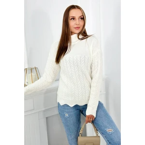 Sweater with decorative ruffle ecru