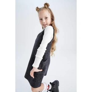 DEFACTO Girl Regular Fit V Neck Sleeveless Combed Gilet