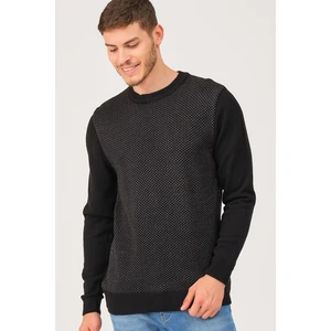 V0213 DEWBERRY MEN'S SWEATER-BLACK