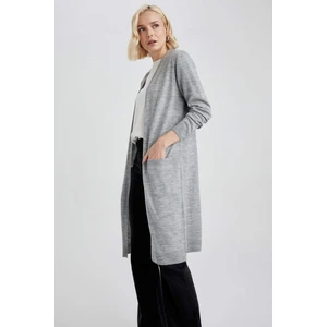 DEFACTO Regular Fit V-Neck Cardigan