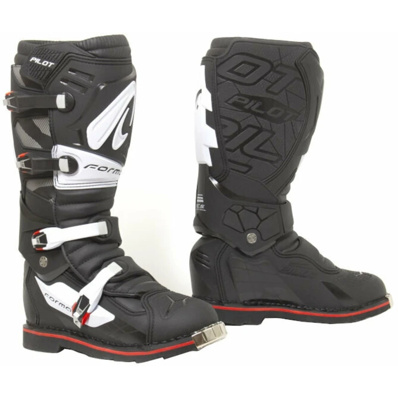 Forma Boots Pilot FX Black 47 Boty