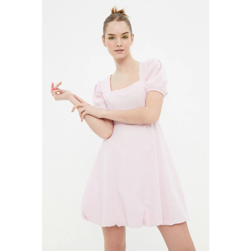 Trendyol Powder Powder Balloon Skirt Square Collar Dress