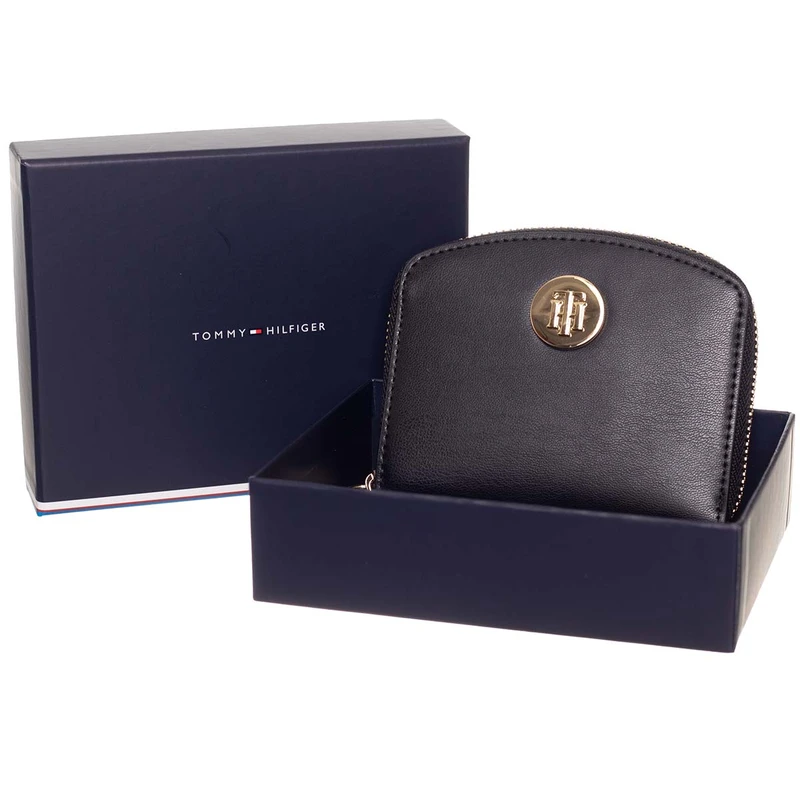 Tommy Hilfiger Woman's Wallet 8720641961523