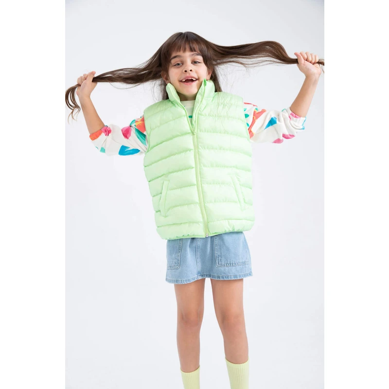 DEFACTO Girls Stand Up Collar Inflatable Vest