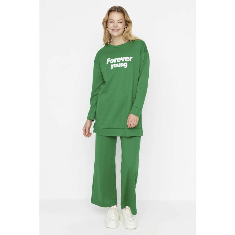 Trendyol Green Motto Printed Knitted Tracksuit Set with Soft Pillows