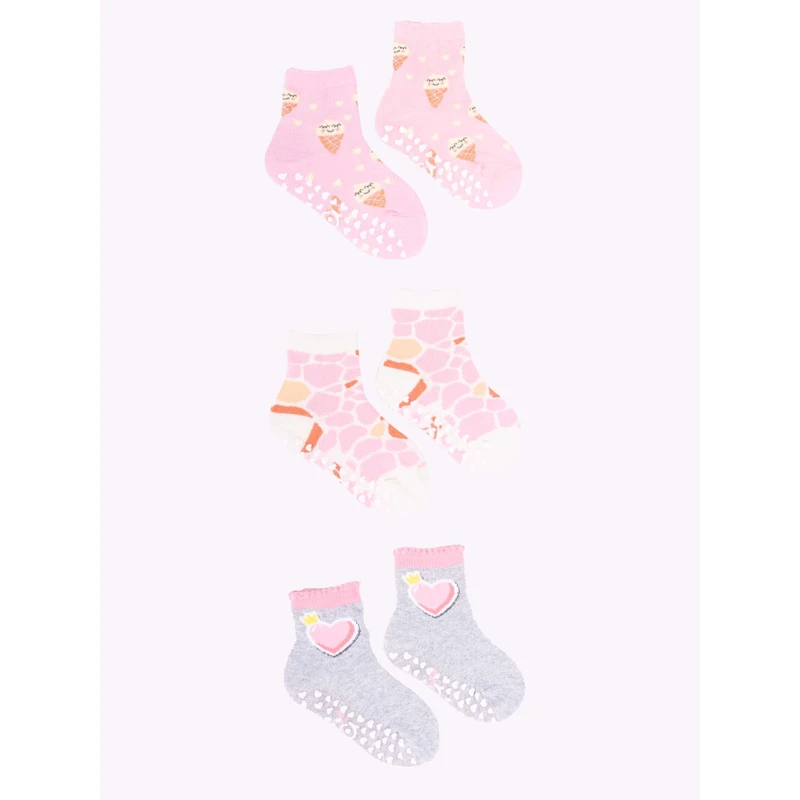 Yoclub Kids's Girls' Cotton Socks Anti Slip ABS Patterns Colours 3-pack SKA-0109G-AA3A-004