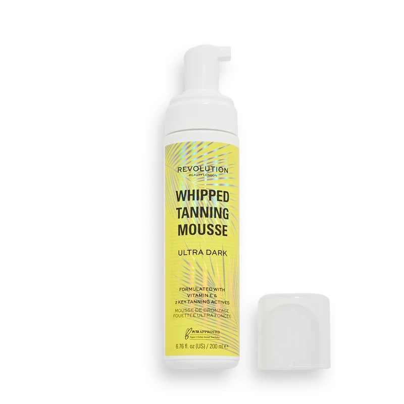 Makeup Revolution Beauty Tanning Whipped Mousse samoopalovací pěna odstín Ultra Dark 200 ml