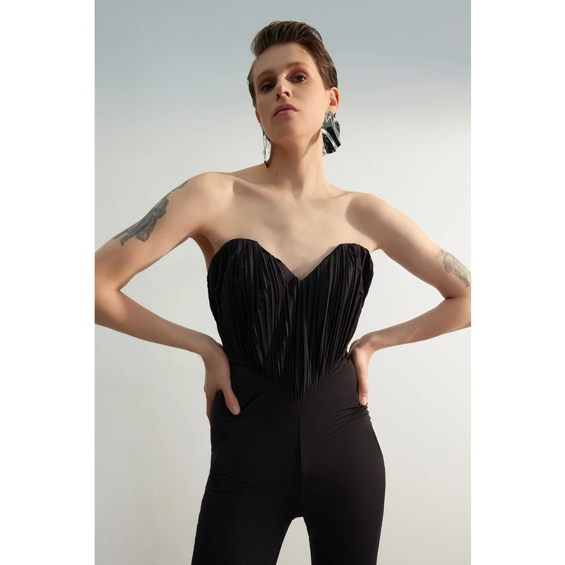 Trendyol Black Lined Knitted Jumpsuit