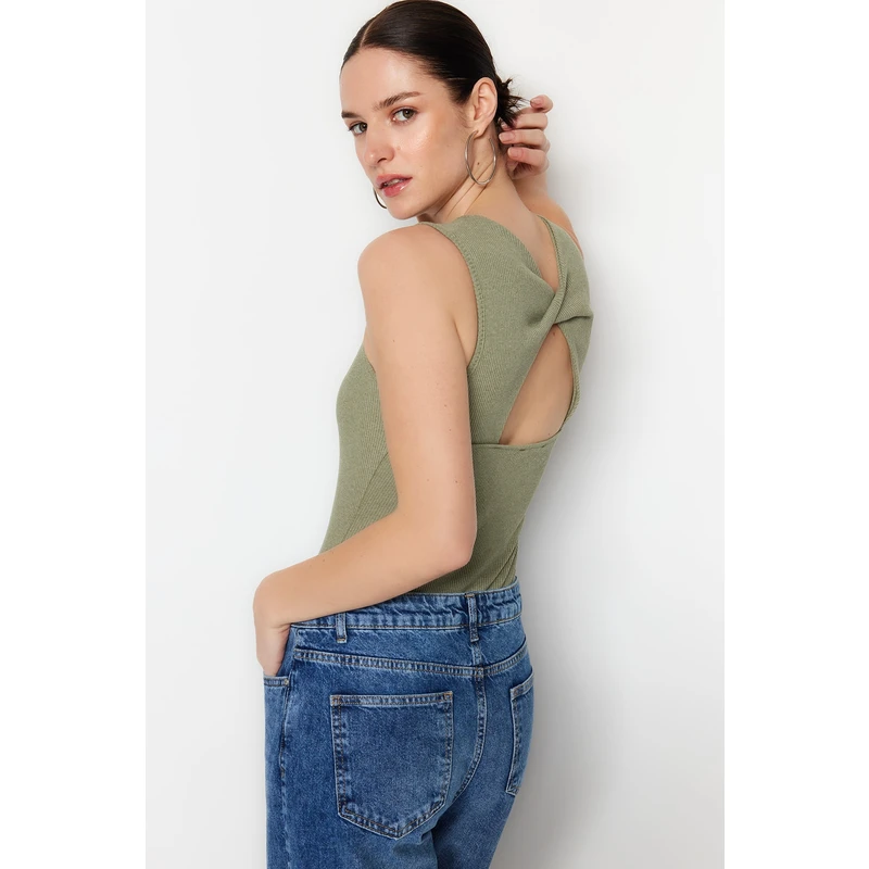 Trendyol Green With Low-Cut Back Fitted/Sticky Corduroy Flexible Knitted Body with Snap Snaps