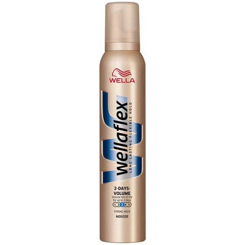 Wella Wellaflex 2nd Day Volume pěnové tužidlo pro bohatý objem 200 ml