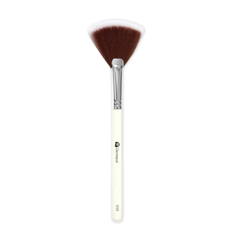 Dermacol Master Brush by PetraLovelyHair štětec na rozjasňovač D59