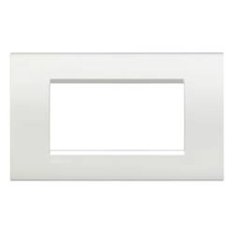 Legrand rám Living&Light bílá LNA4804BI